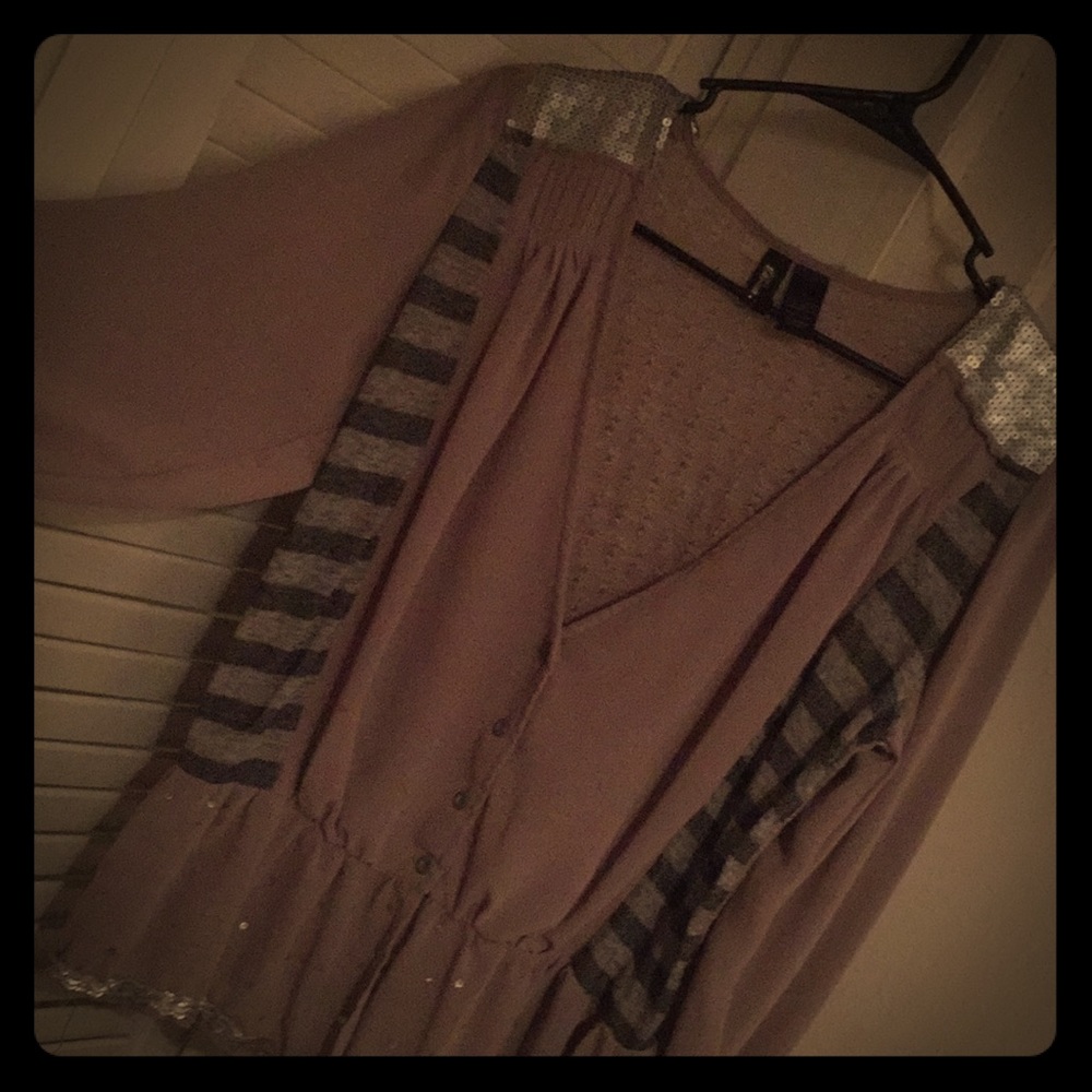 BKE Boutique blouse.